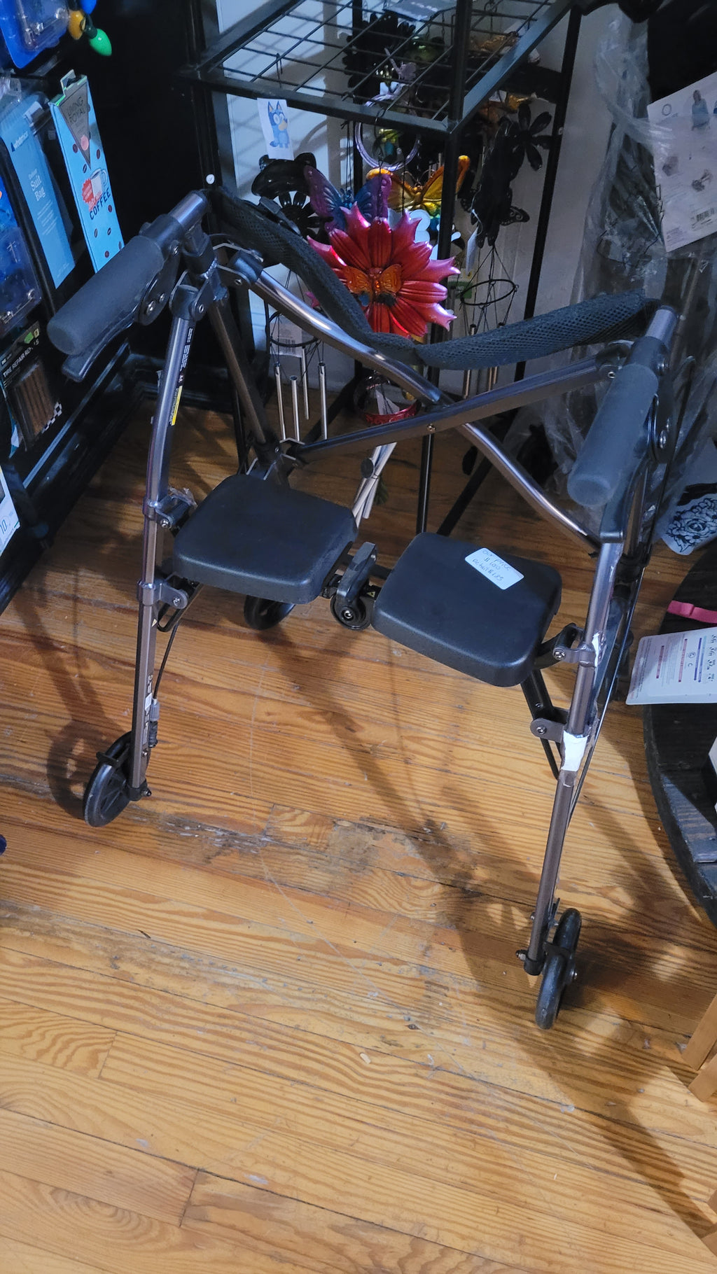 Folding rolling walker