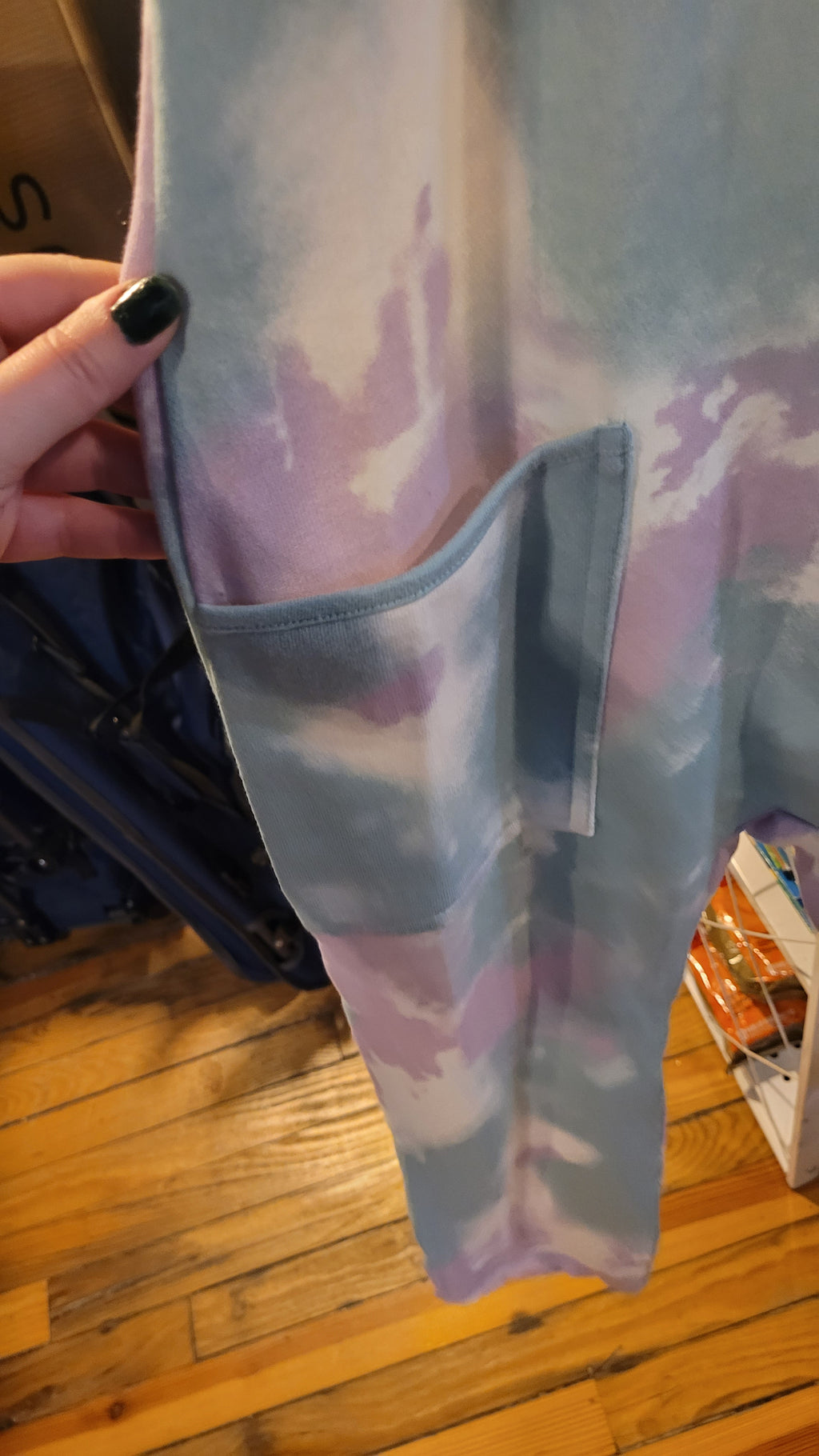 Kids tie dye romber size small 6/7