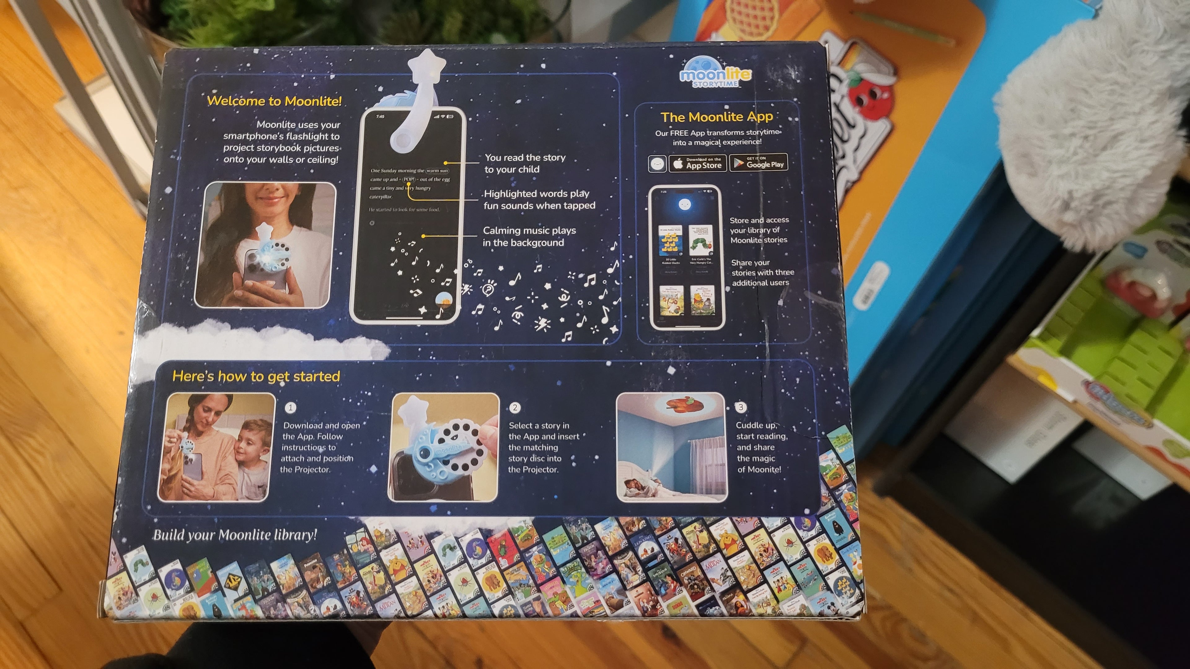 Moonlite phone projector