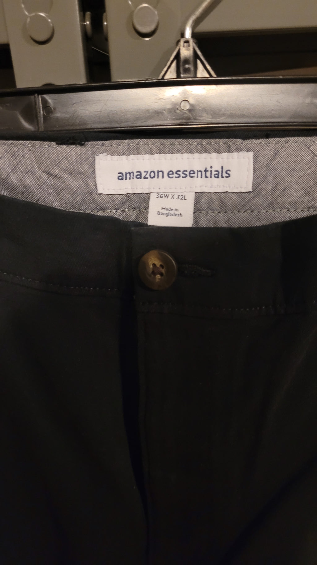 36Wx32L black pants