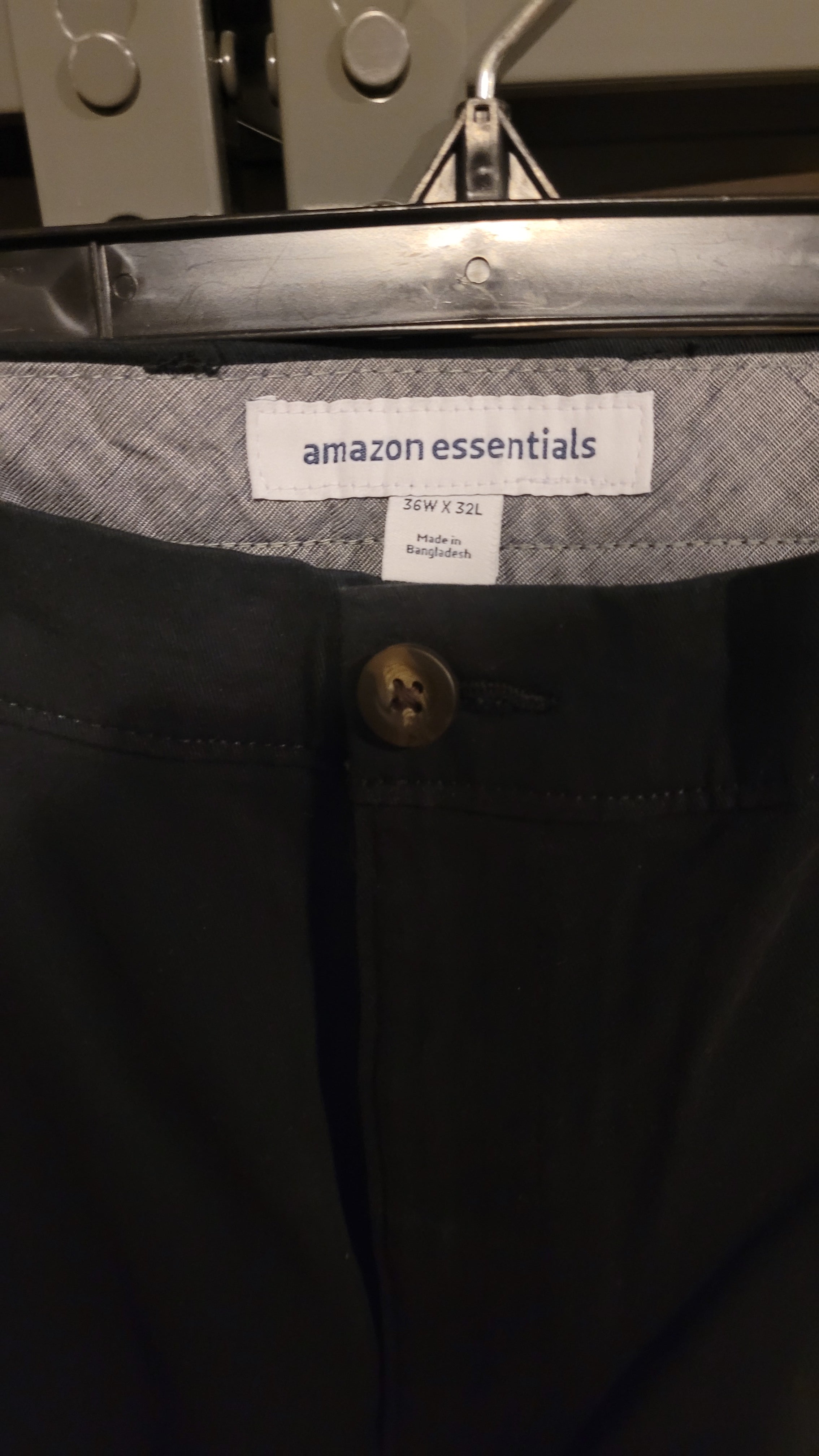 36Wx32L black pants