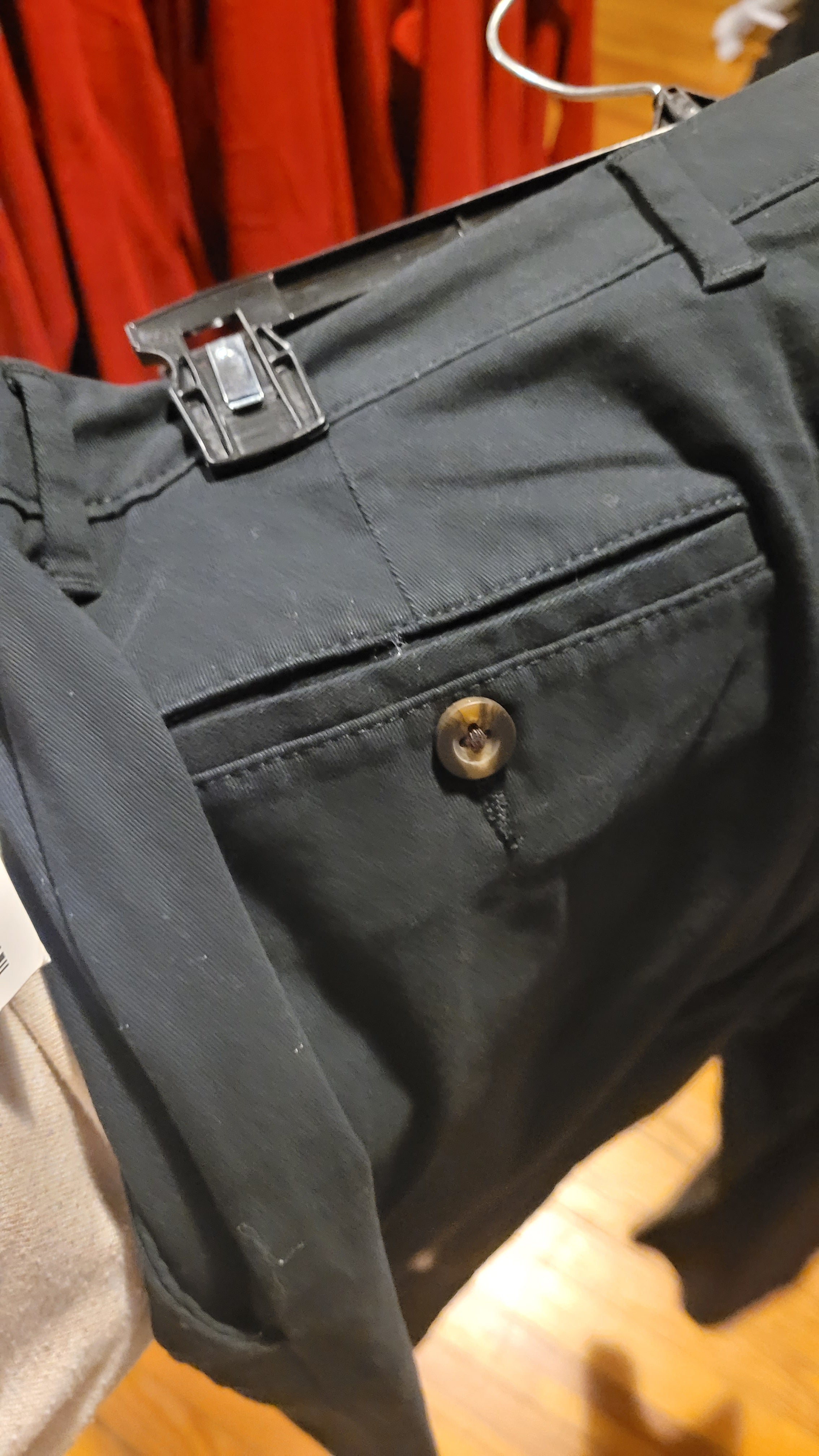 36Wx32L black pants